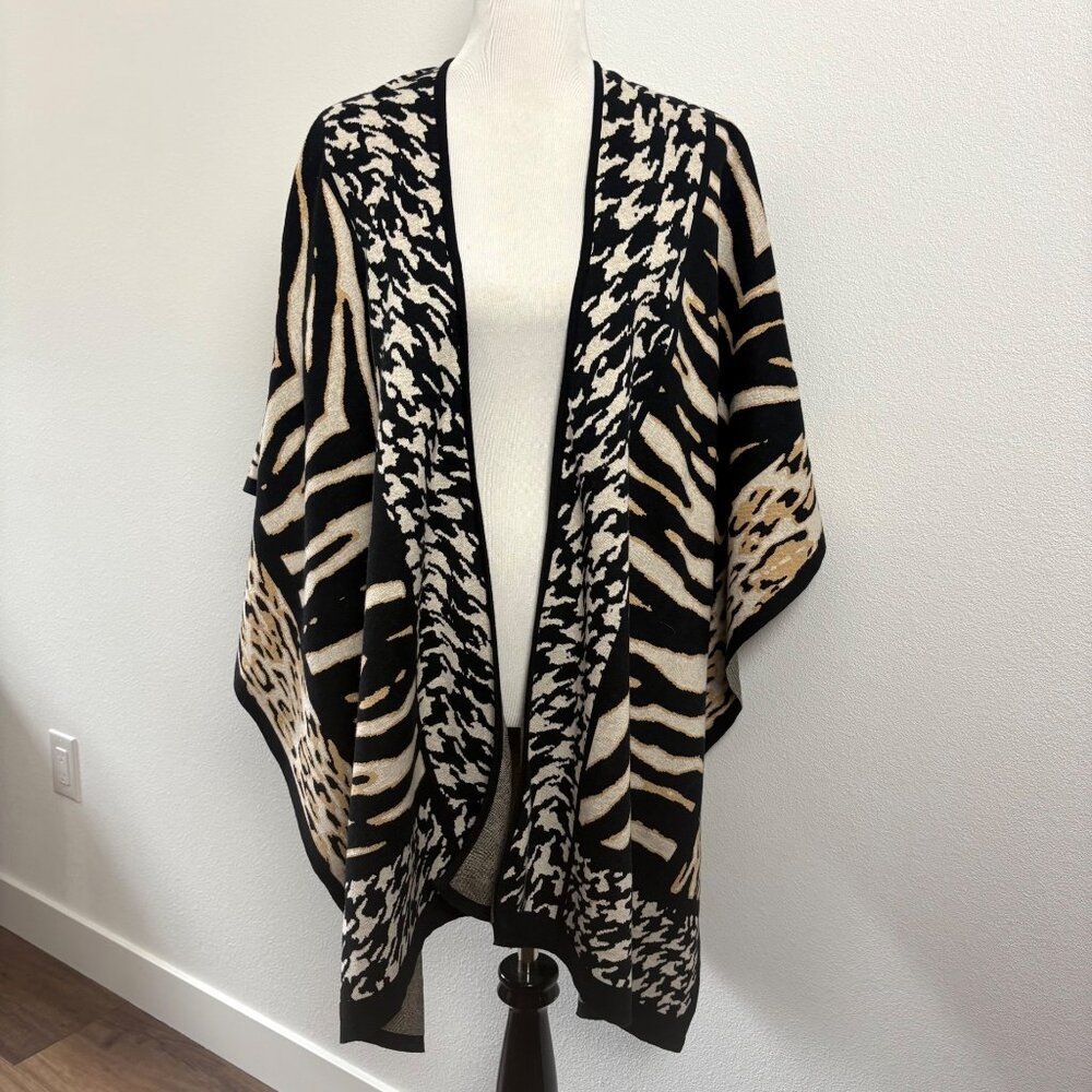 Chicos Zebra Print Open Poncho Wrap Os Cotton Bla… - image 1